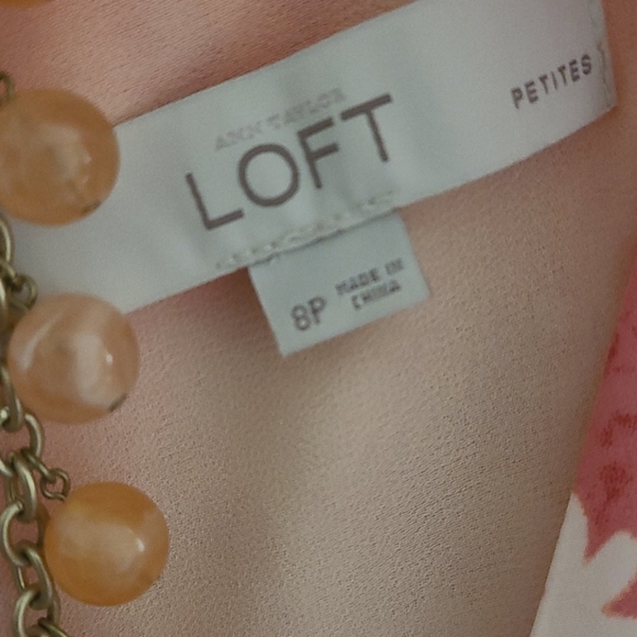 Beautiful pink/creme/peach Loft dress in excellent condition! - Picture 3 of 9